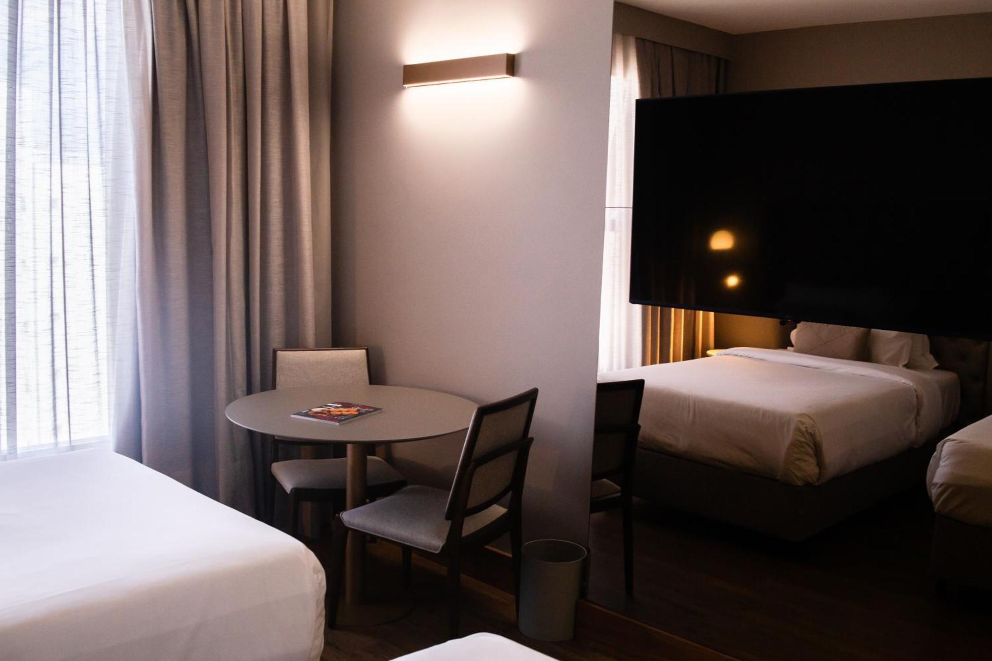 Ouro Minas Hotel Belo Horizonte, Dolce By Wyndham Eksteriør bilde A room at the hotel