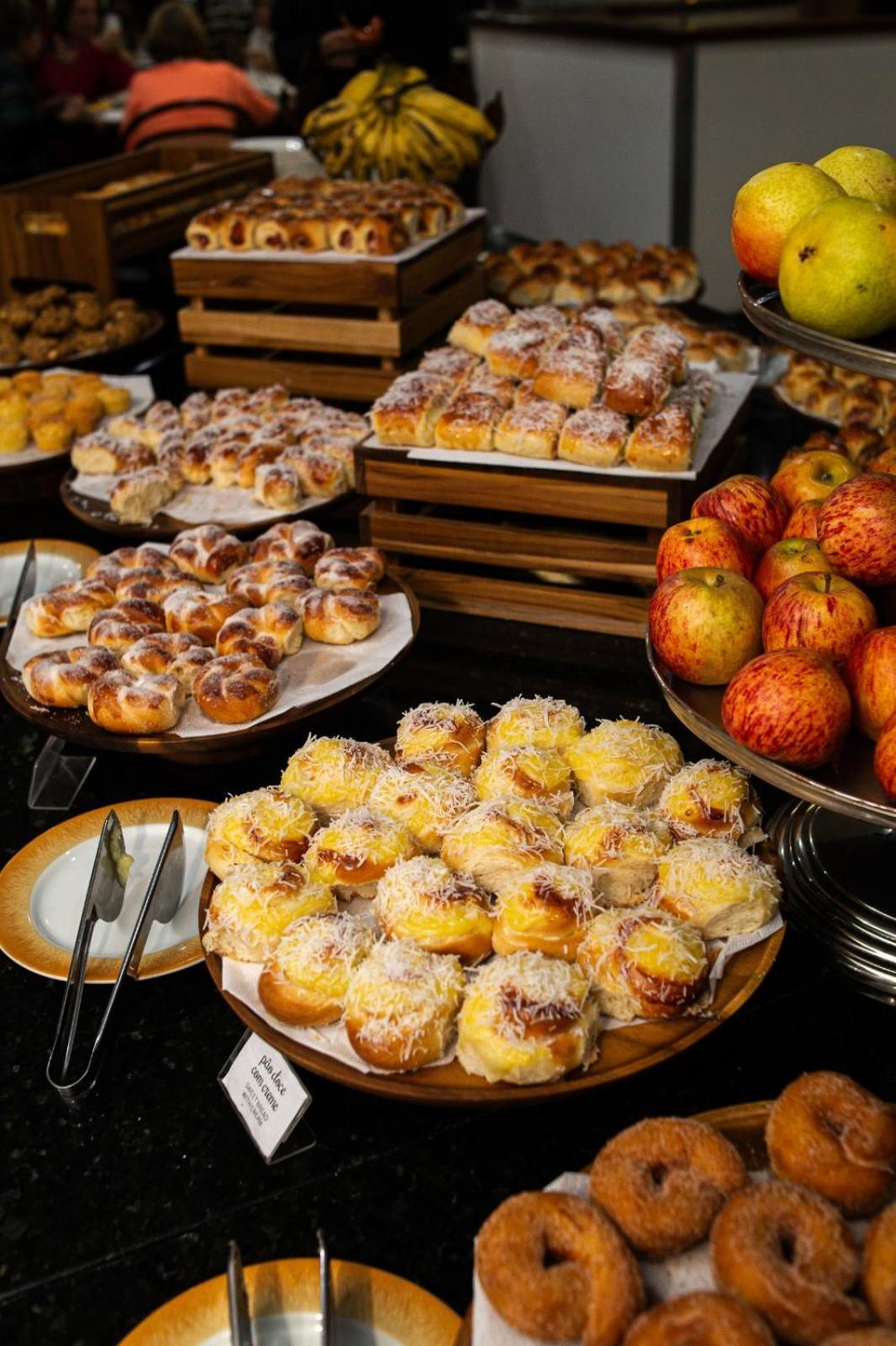 Ouro Minas Hotel Belo Horizonte, Dolce By Wyndham Eksteriør bilde Hot cross buns